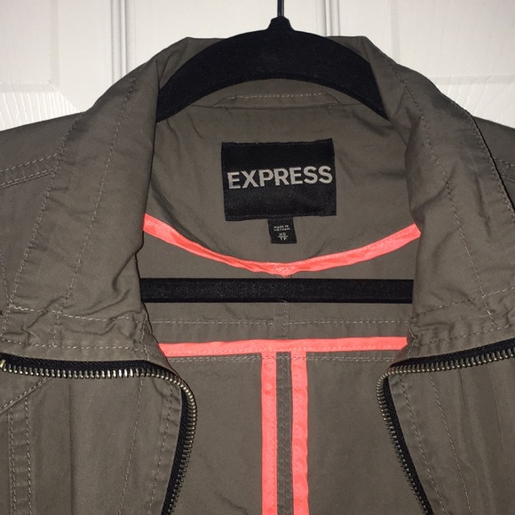 Express jacket - Picture 2 of 3